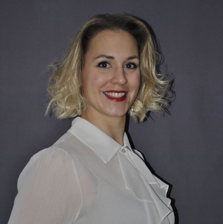 Melanie Roth